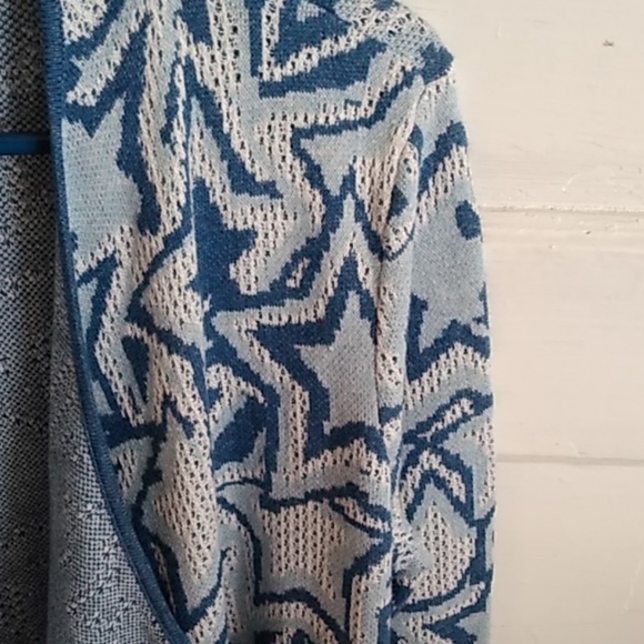 Tommy Hilfiger Sweater - Picture 3 of 8